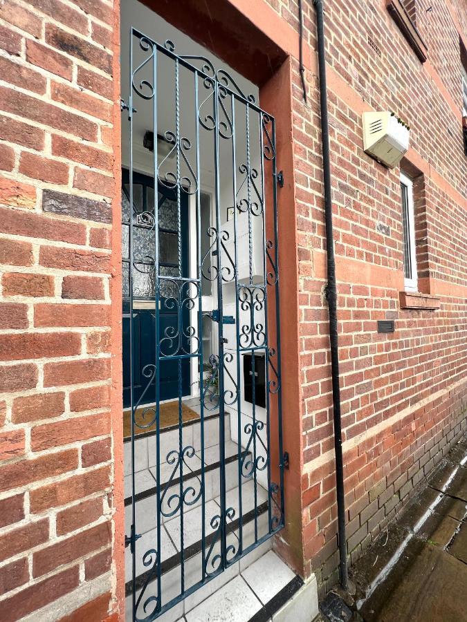Chester'S - Central Chester Stays - City Walls - Private Garden Overlooking River Dee מראה חיצוני תמונה